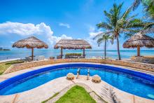 beachfront vacation rental on halfmoon bay akumal mexico